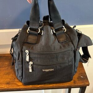 baggallini Women's Modern Everywhere Drawstring Mini Crossbody Bucket Bag black